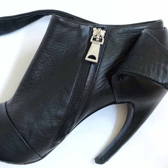 PROENZA SCHOULER black leather tie strap curved heel pointed ankle boots booties - Picture 8 of 12